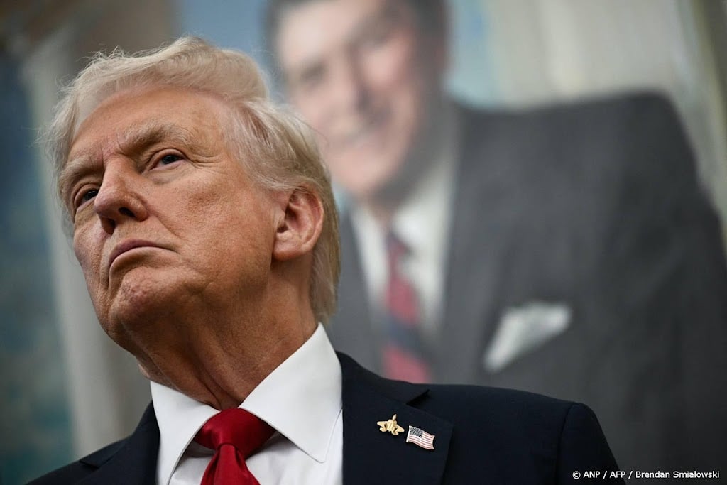 Trump straft Democratische staten met bevriezing fondsen