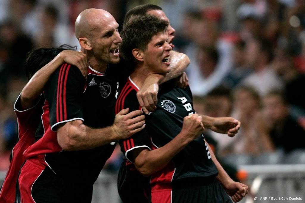 Alleen Huntelaar wees Ajax de goede weg in Denemarken