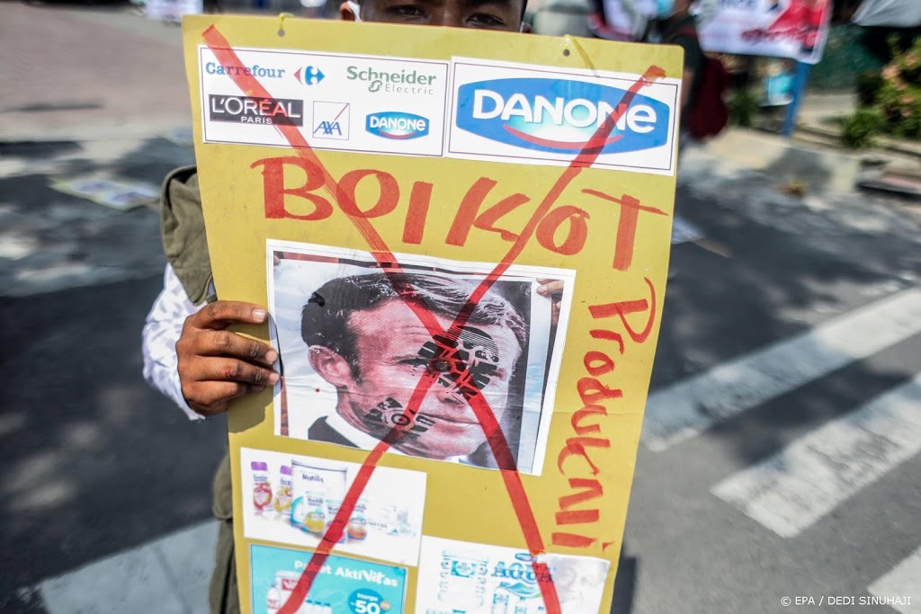 Weer anti-Franse protesten in Bangladesh en Indonesië