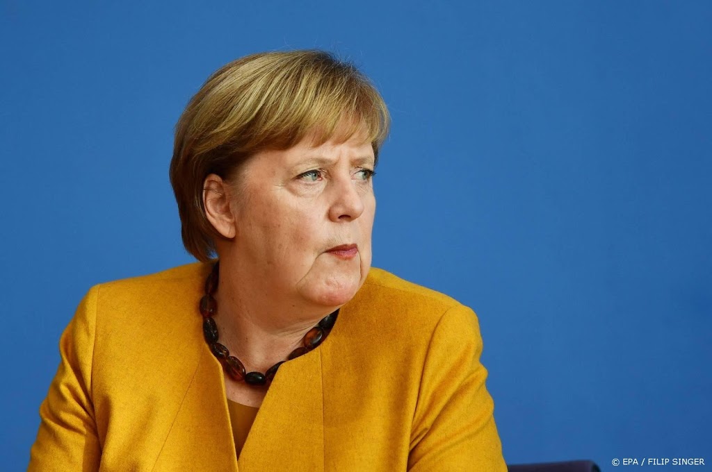Merkel: geen nieuwjaarsfeesten, wel Kerstmis met familie
