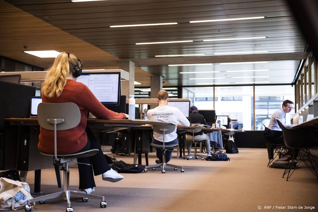 Aantal mbo'ers daalde vorig jaar, mede door grote aanbod banen