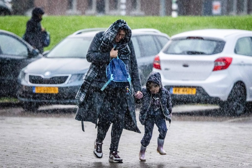 Klimaatexpert: meer neerslag tijdens stormen door opwarming