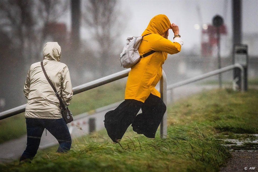 Gemeente Amsterdam: blijf weg uit parken om storm Ciarán