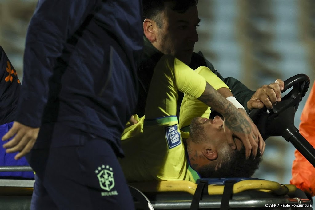 Neymar kijkt na succesvolle operatie vooruit: alles komt goed