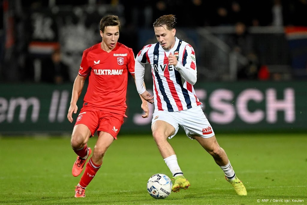 Zuinige zege FC Twente bij Willem II