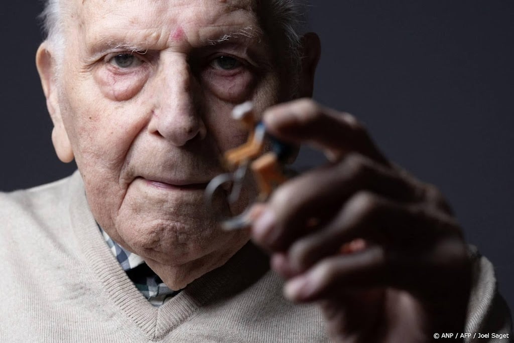 Coste (101) overleden, was oudste nog levende olympisch kampioen