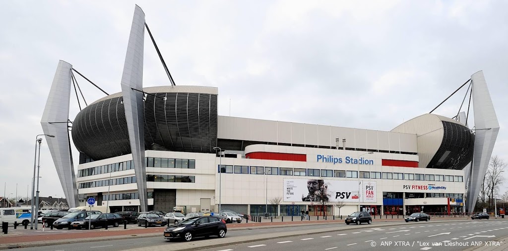 Kabinet wil CL-finale naar Eindhoven halen