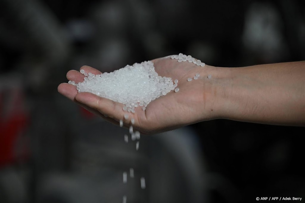 Goedkoop plastic uit China bedreigt Nederlandse bedrijfstakken