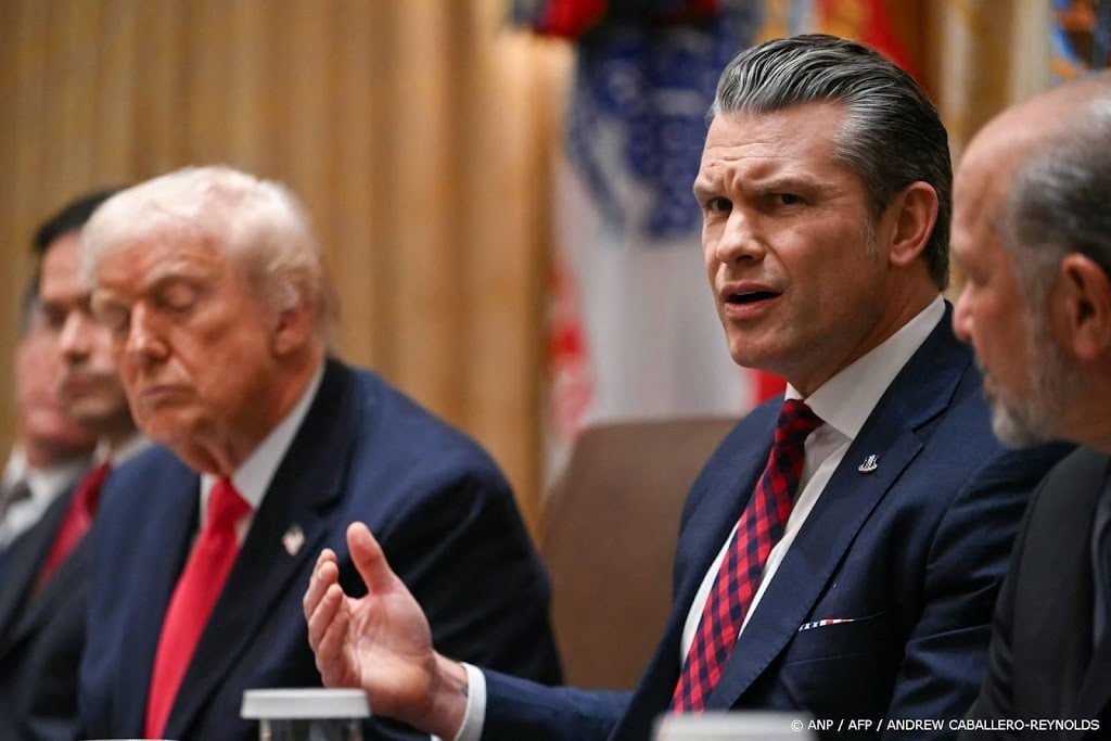 Hegseth noemt tweede aanval op Venezolaanse boot juist besluit