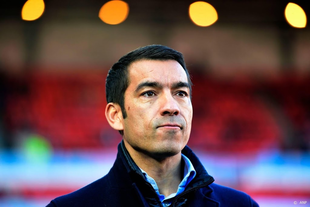 Guangzhou R&F maakt weg vrij voor komst trainer Van Bronckhorst