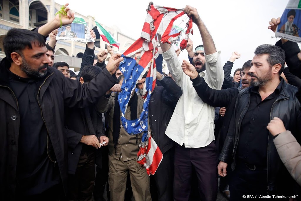 Gekrenkt Iran betoogt tegen VS