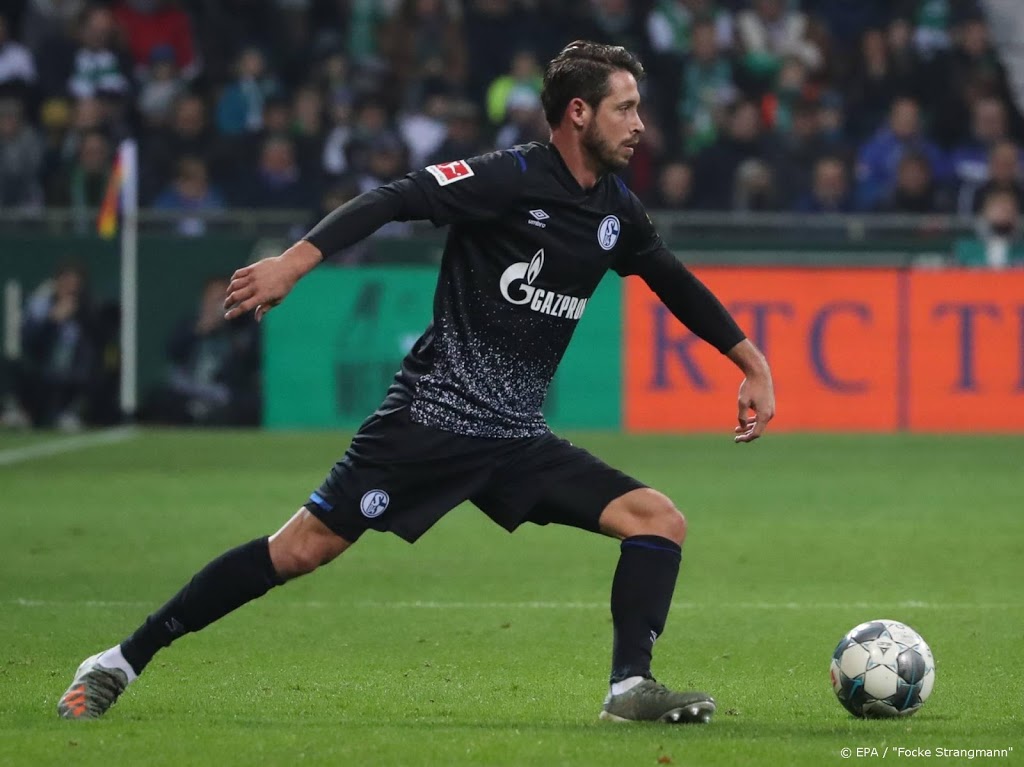 Voetballer Uth van Schalke naar 1. FC Köln