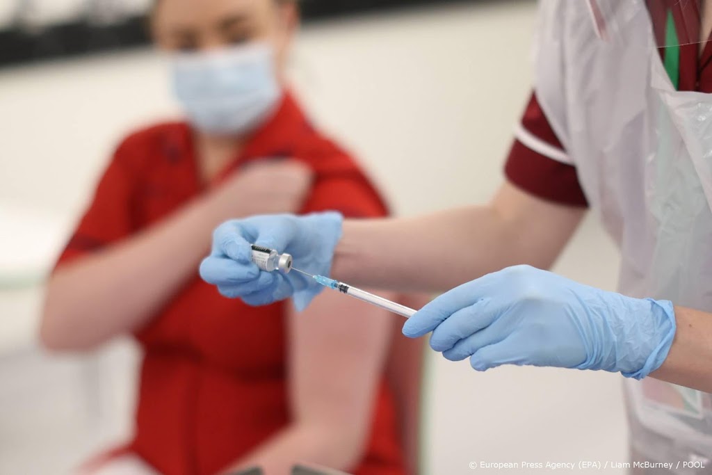 Verenigd Koninkrijk gaat vaccinatiecampagne flink opvoeren