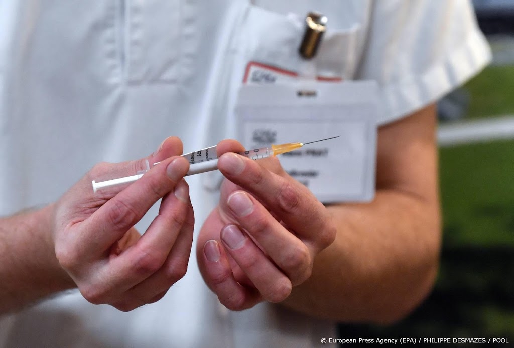 Franse regering belooft hoger tempo vaccinatiecampagne