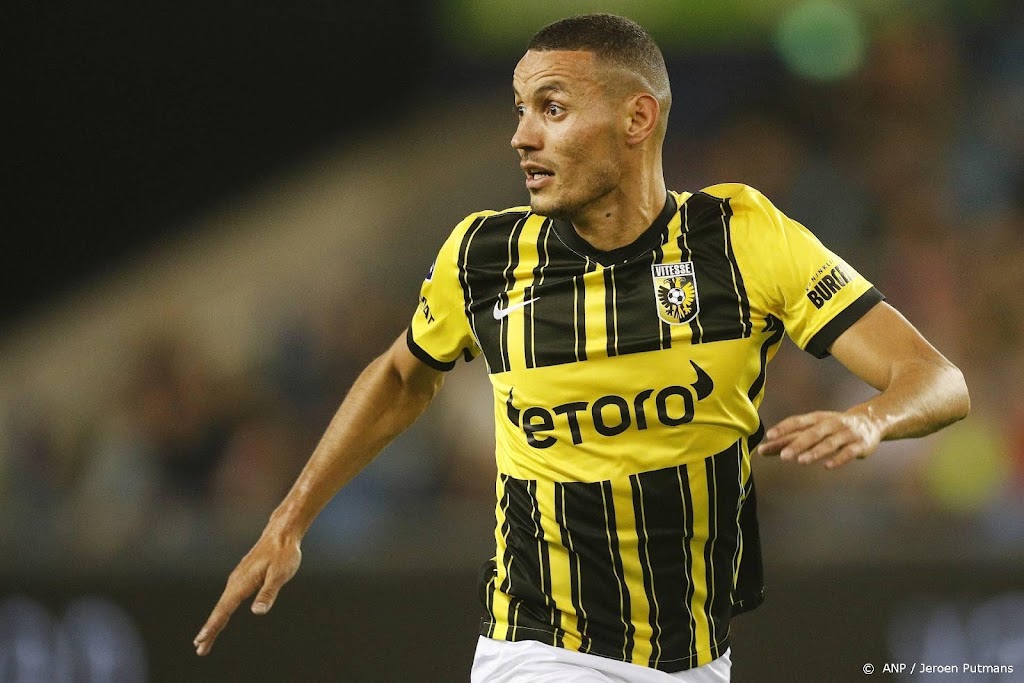 PEC huurt aanvaller Darfalou van Vitesse