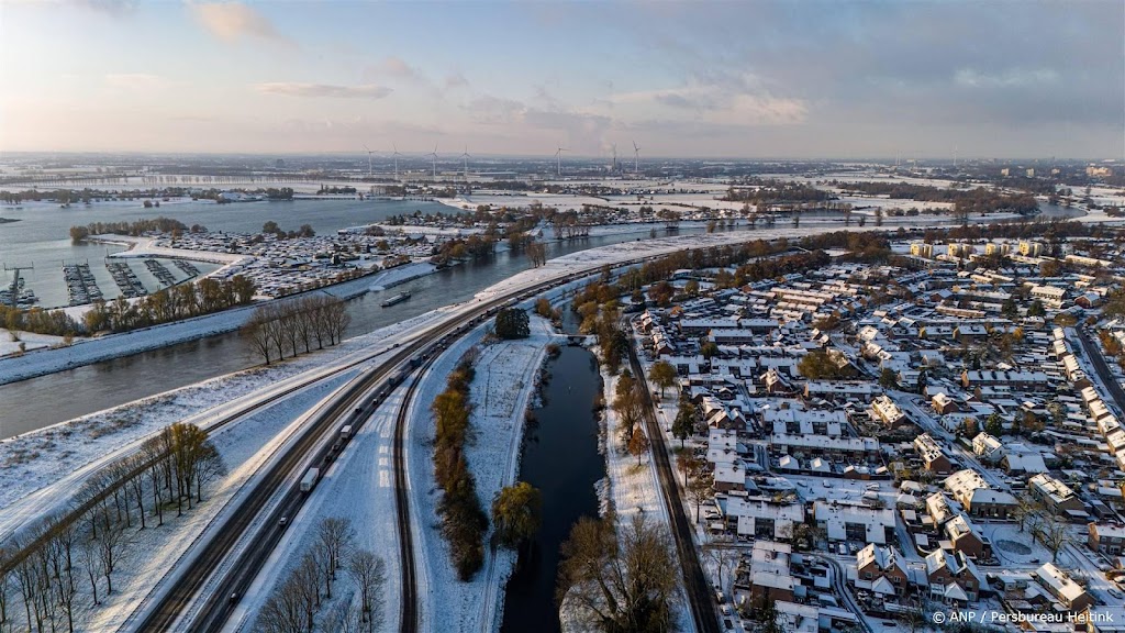Sneeuw in heel Nederland verwacht op zondagochtend