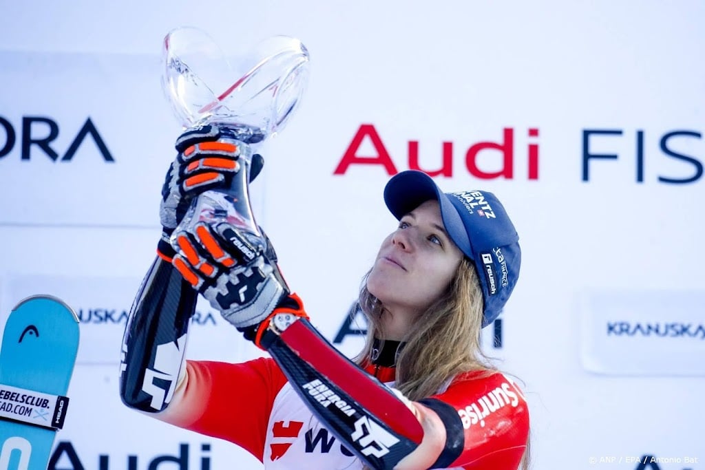 Skiester Rast draagt zege op aan slachtoffers Crans-Montana