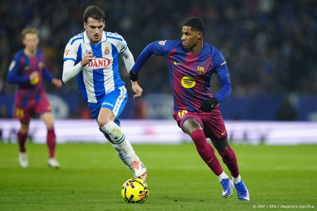 Espanyol buigt in slotfase voor koploper Barcelona