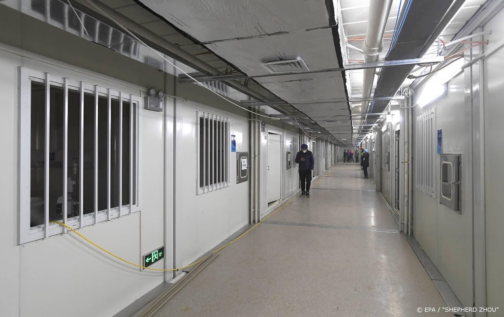Noodziekenhuis voor viruspatiënten in Wuhan geopend
