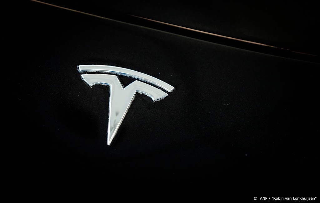 Tesla straalt op groen Wall Street