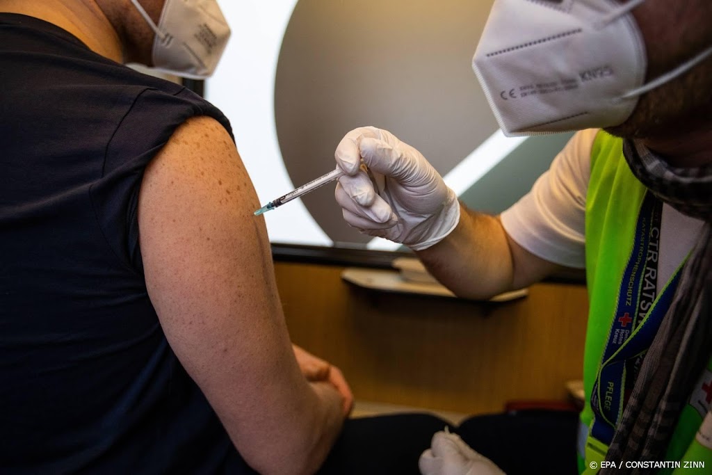 Duitse deskundigen adviseren Novavax-vaccin voor volwassenen
