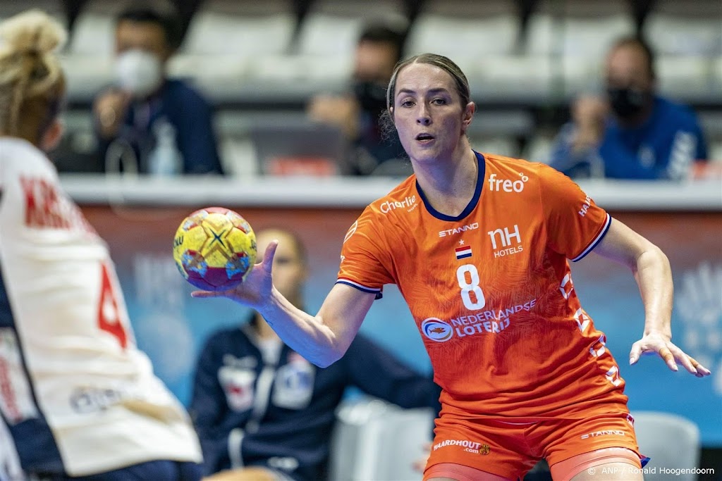 Abbingh keert na bevalling terug in Nederlandse handbalselectie