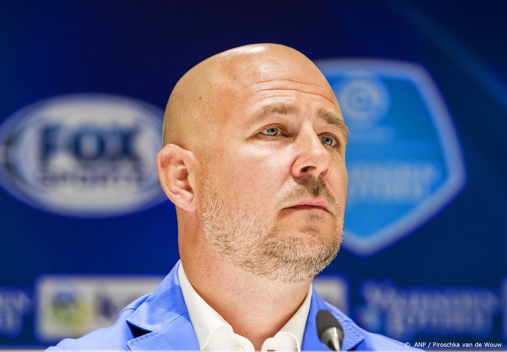 Van Nistelrooij aangeslagen na slecht nieuws over perschef PSV