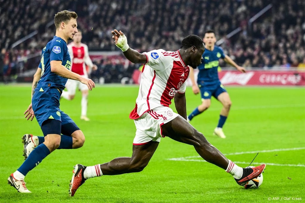 Brobbey vond dat Ajax en PSV 'het best wel goed deden' 