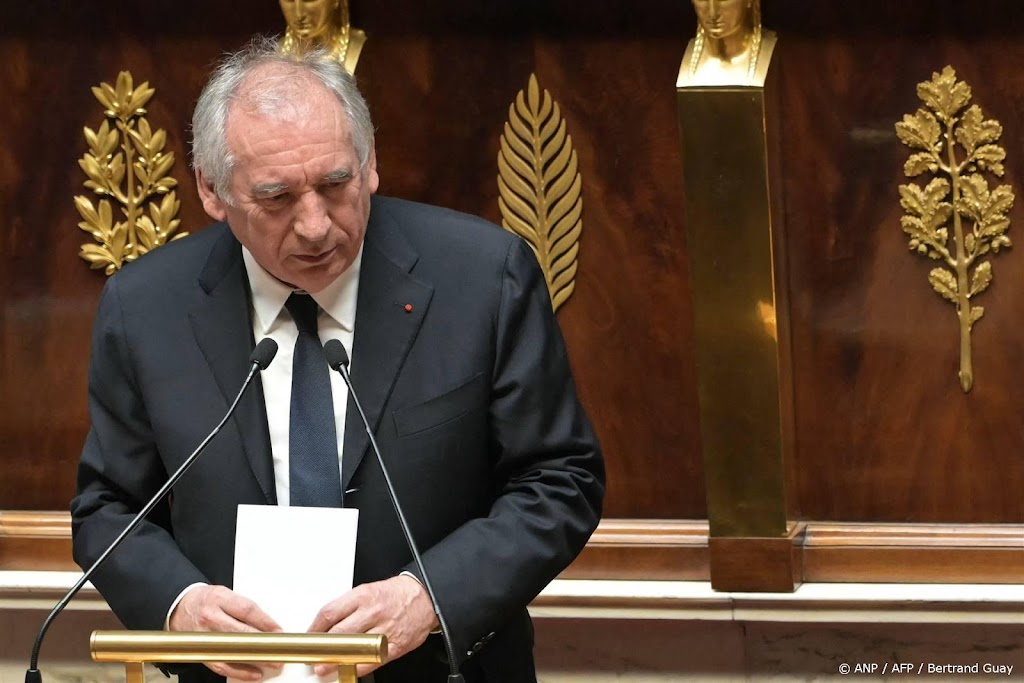 Franse premier stelt begroting 2025 vast zonder parlement