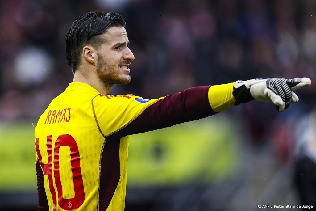 Ajax-keeper Ramaj tekent bij Borussia Dortmund