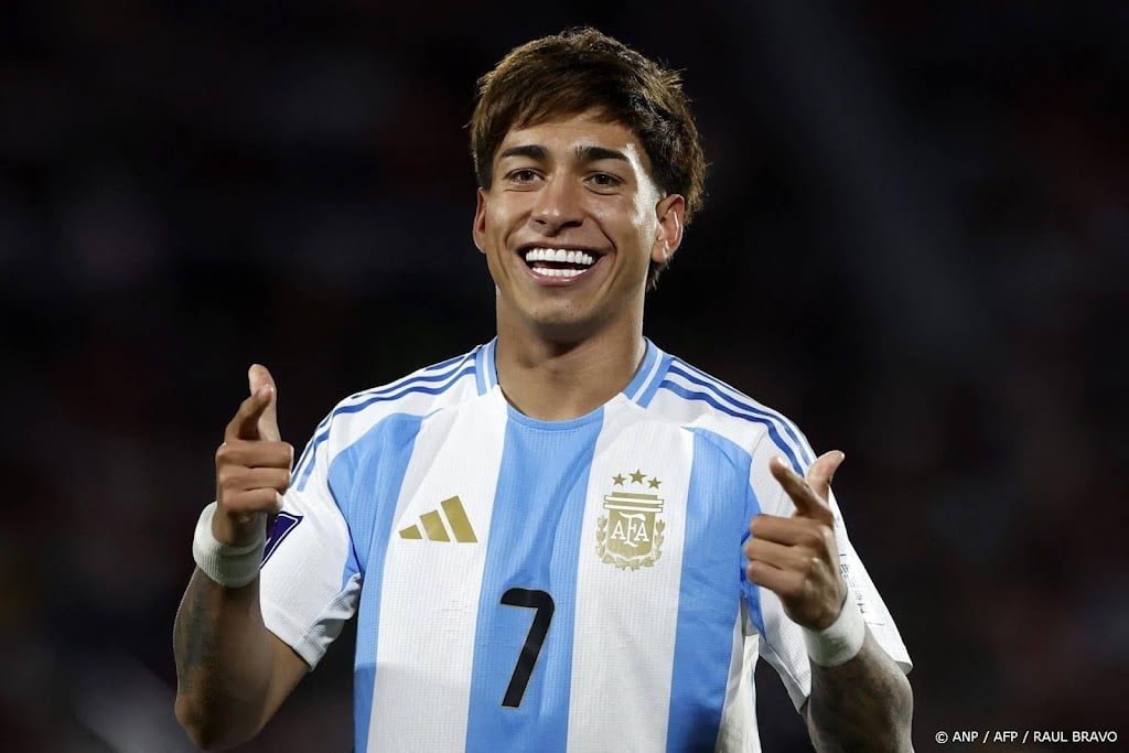 Ajax trekt jonge Argentijnse vleugelspeler Carrizo aan