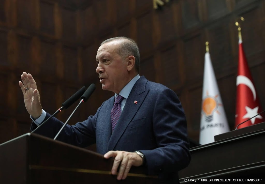 Erdogan tegen Merkel: lasten eerlijker verdelen