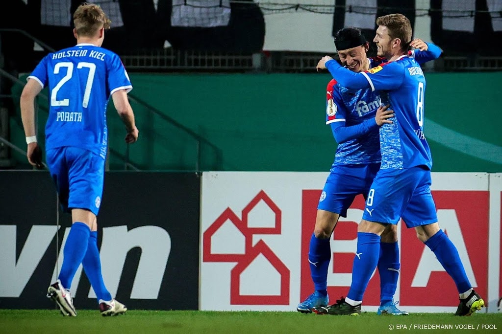 Holstein Kiel naar laatste vier in Duitse beker