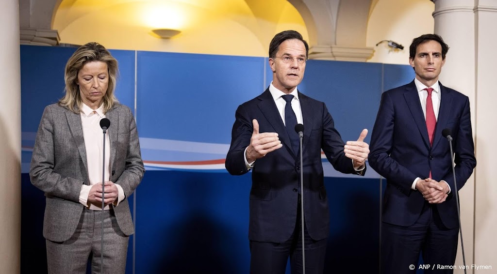 Rutte meldt dat EU meer sancties voorbereidt voor 'maximale druk'