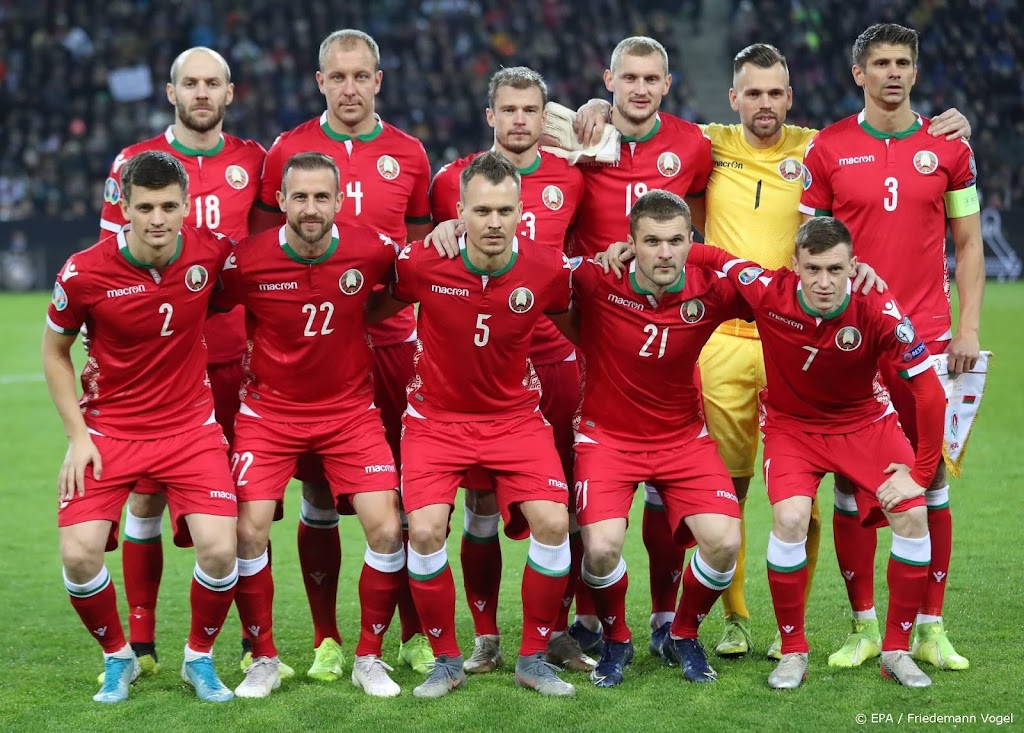 UEFA: voetballers uit Belarus op neutraal terrein en zonder fans