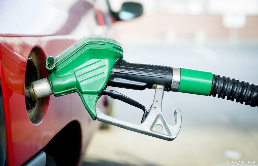Consumentenclub verwacht recordstijging benzineprijs