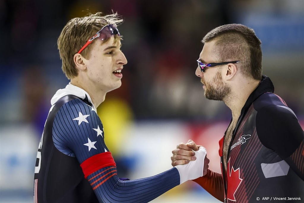 Schaatser Scheperkamp net naast podium op 500 meter, goud Stolz