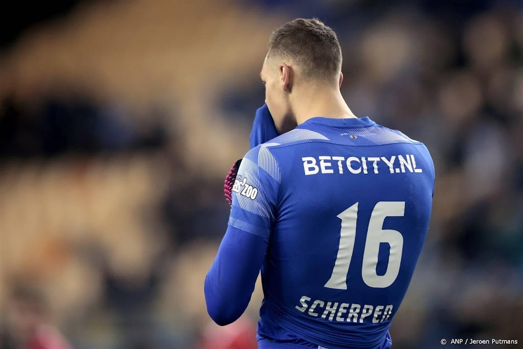 Doelman Scherpen voelt zich schuldig over nederlaag van Vitesse 