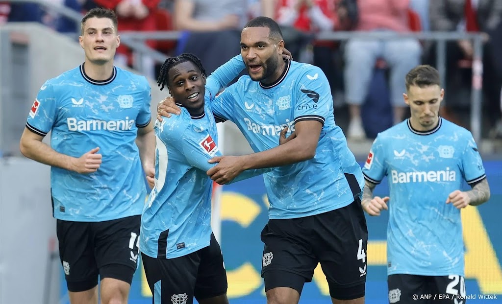 Scorende Frimpong is met Bayer Leverkusen op weg naar landstitel