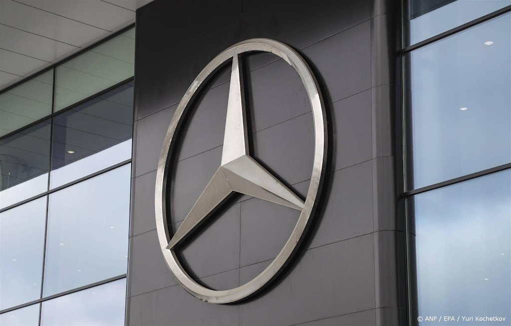 Mercedes en BMW gaan taxi-app FreeNow mogelijk verkopen