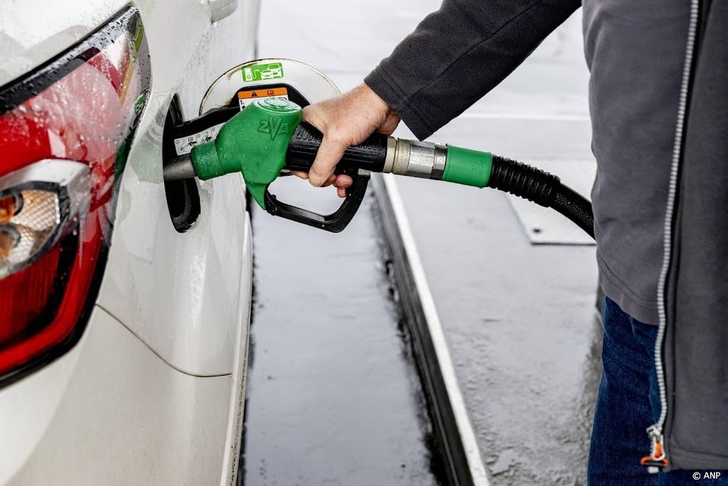 Olieprijzen gaan verder omhoog door onrust Midden-Oosten