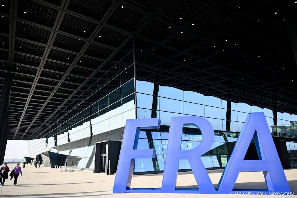 Eerste vlucht vanuit Dubai naar Duitsland na begin oorlog Iran
