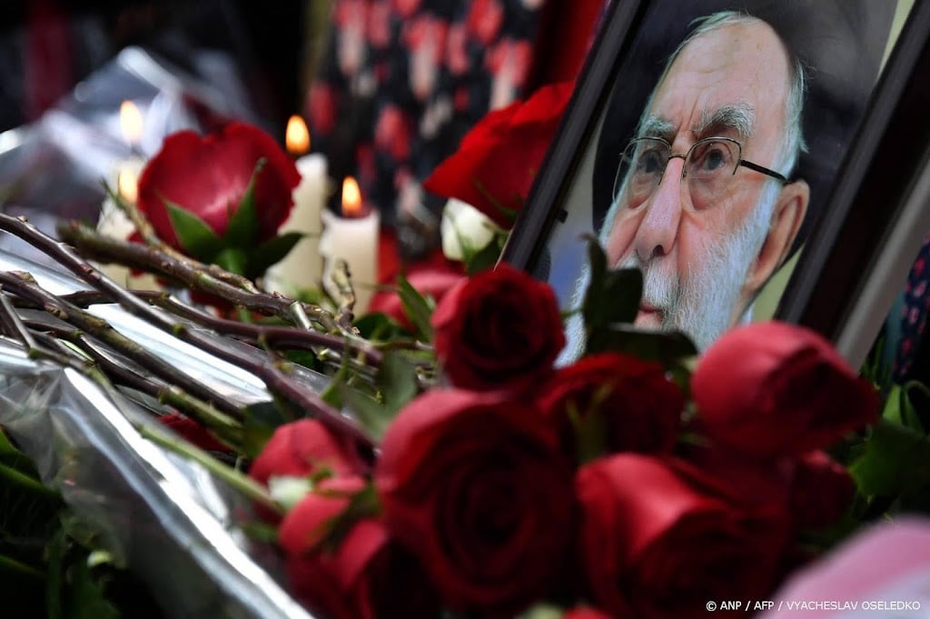 Iraanse ayatollah Khamenei wordt begraven in thuisstad Mashhad
