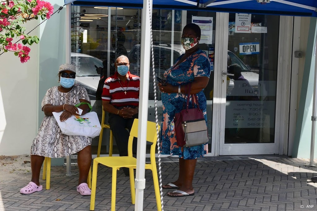 Sint Maarten laat geen reizigers uit ABC-eilanden meer toe