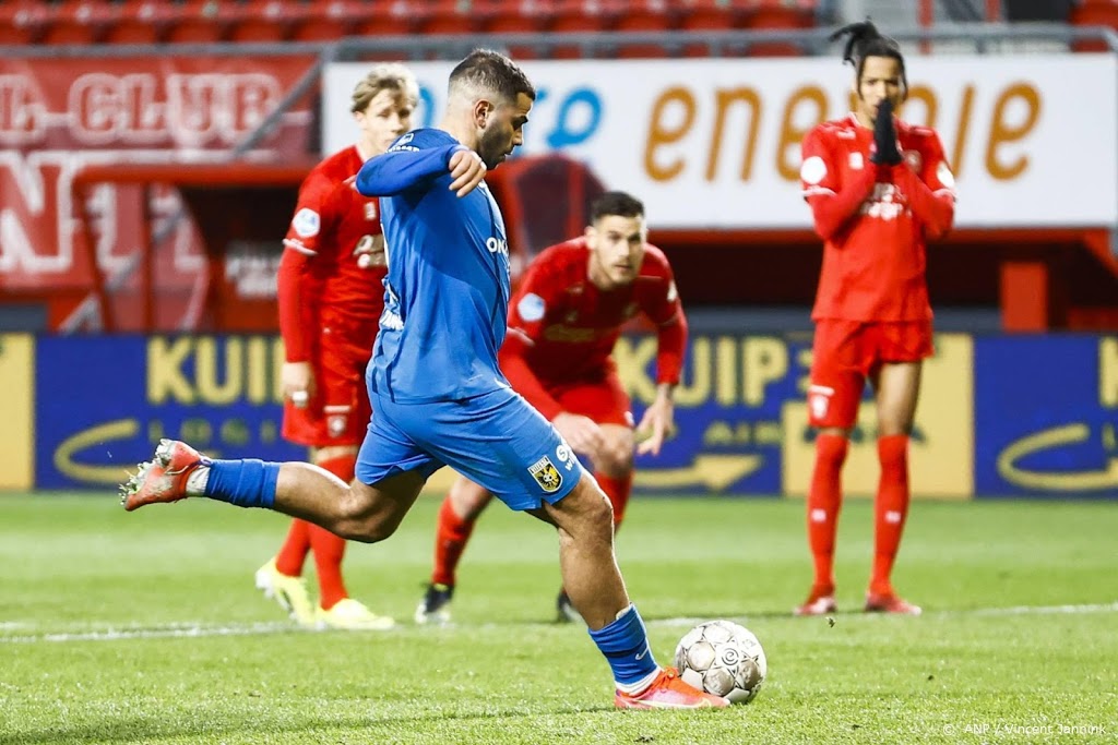 Vitesse wint van FC Twente in duel van de strafschoppem