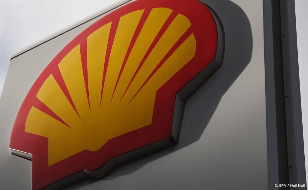 Shell bovenaan AEX door fors hogere olieprijzen