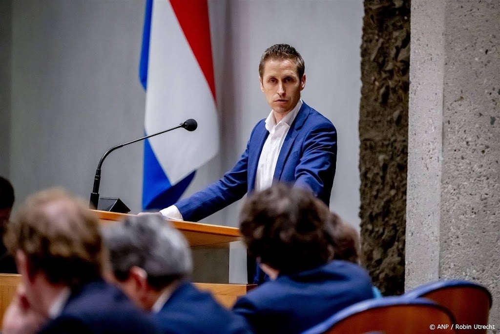 Kamer wil leed erkennen van moeders die kind onder druk afstonden