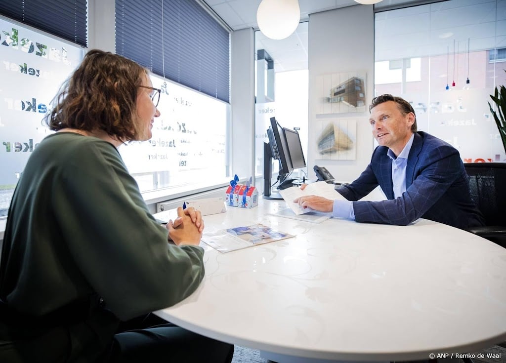 De Hypotheker: huizenkopers terughoudend door stijgende rente