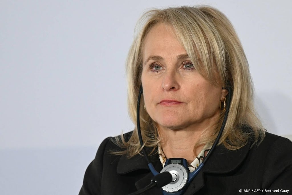 Beloning KLM-topvrouw stijgt ruim 30 procent in bezuinigingsjaar