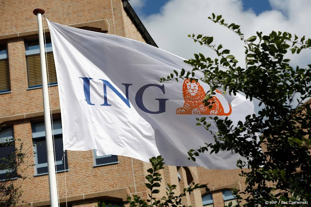 ING verder omhoog in positieve AEX, Aperam zakt na cijfers